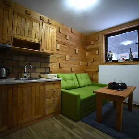 Drugarska Prica יהורינה